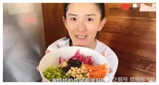 娱乐圈的吃瓜小编小说,揭秘吃瓜小编背后的秘密风云  第3张 娱乐圈的吃瓜小编小说,揭秘吃瓜小编背后的秘密风云  第3张