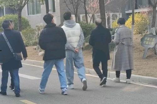 吃瓜网红事件图片高清,揭秘网络舆论背后的真相  第2张 吃瓜网红事件图片高清,揭秘网络舆论背后的真相  第2张